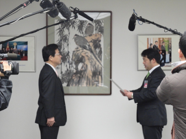 市長訪問(がれき受入提言書)